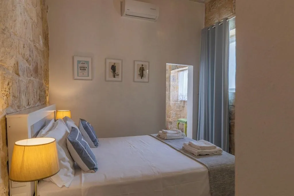 Room, Lemon Tree Bed & Breakfast by CX Collection, Malta