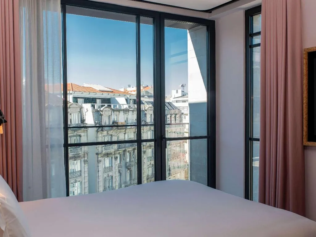 DOUBLE WITH DOUBLE BED Room, Mama Shelter Lisboa, Lisbon