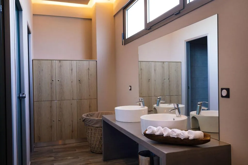Sports and Entertainment, Belvedere Apts & spa, Crete