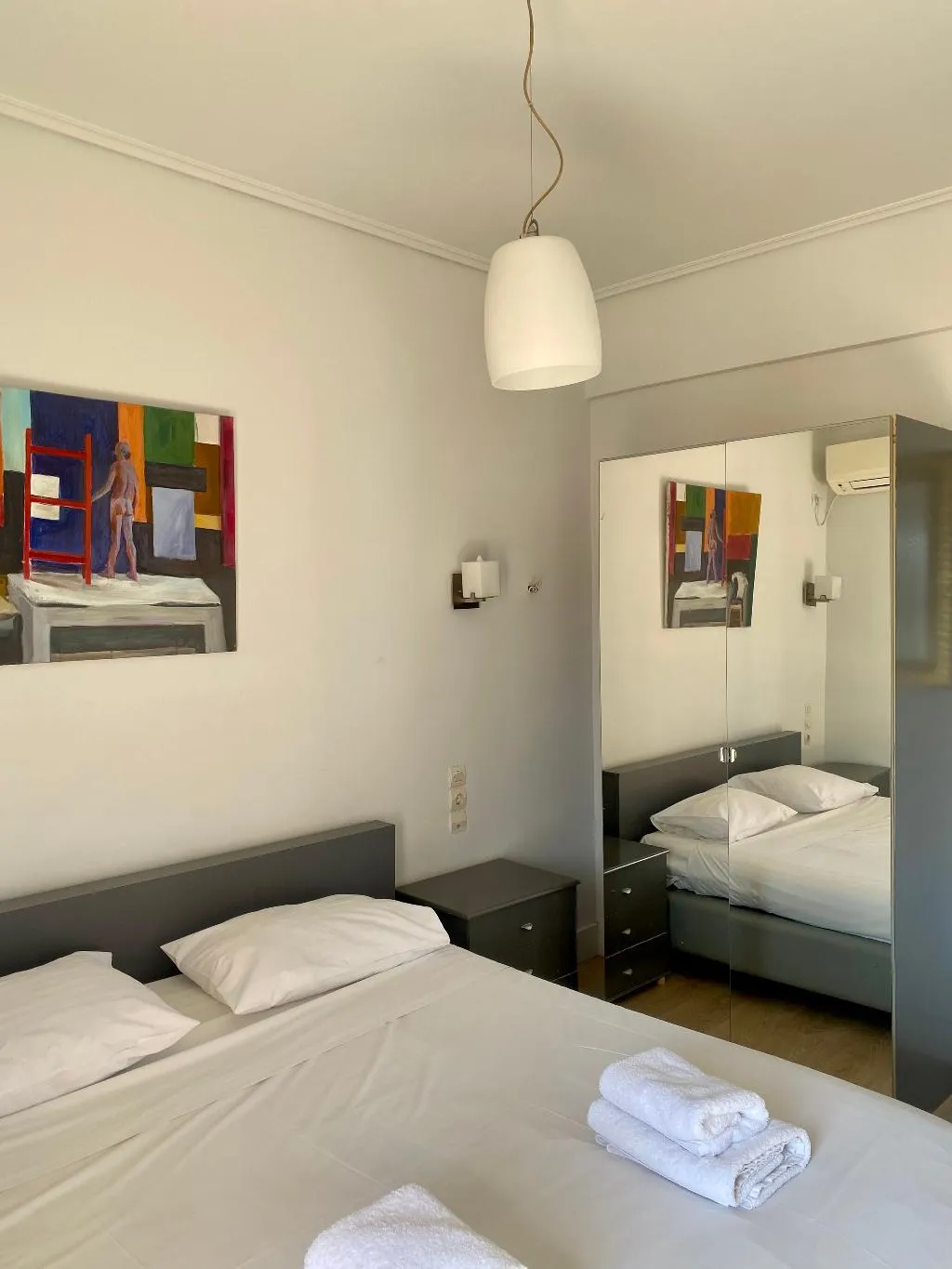 SUITE CAPACITY 3 Room, Art Suites, Athens