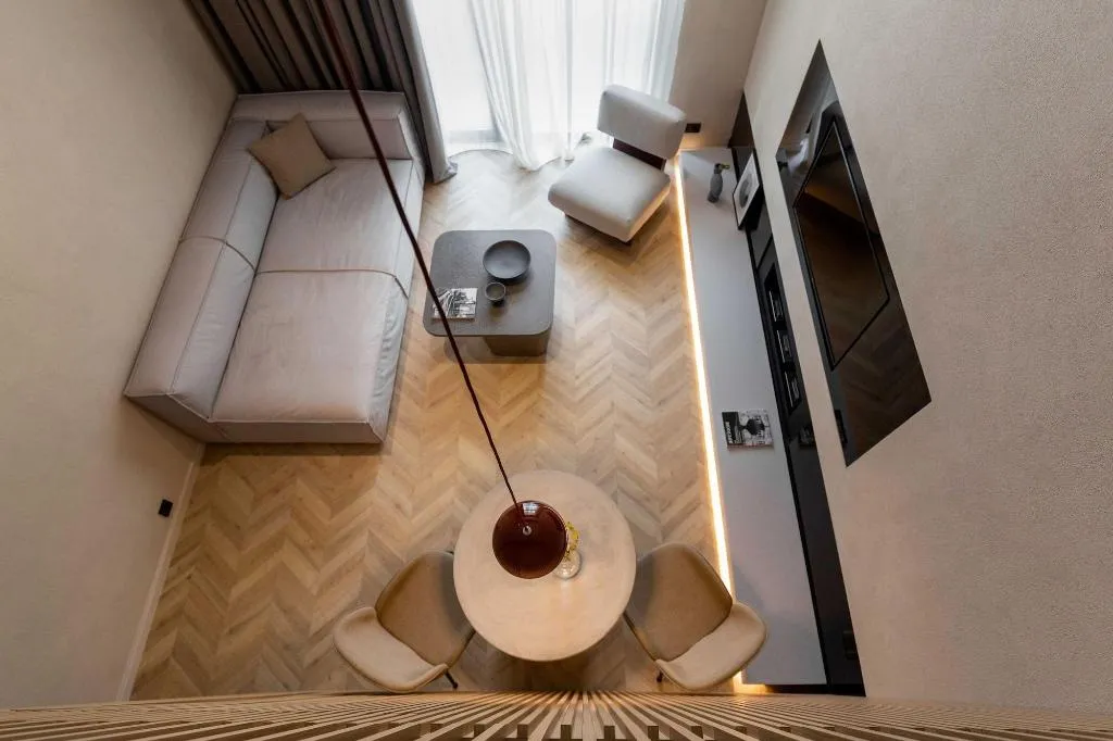 Room, Newel Psychiko, Athens