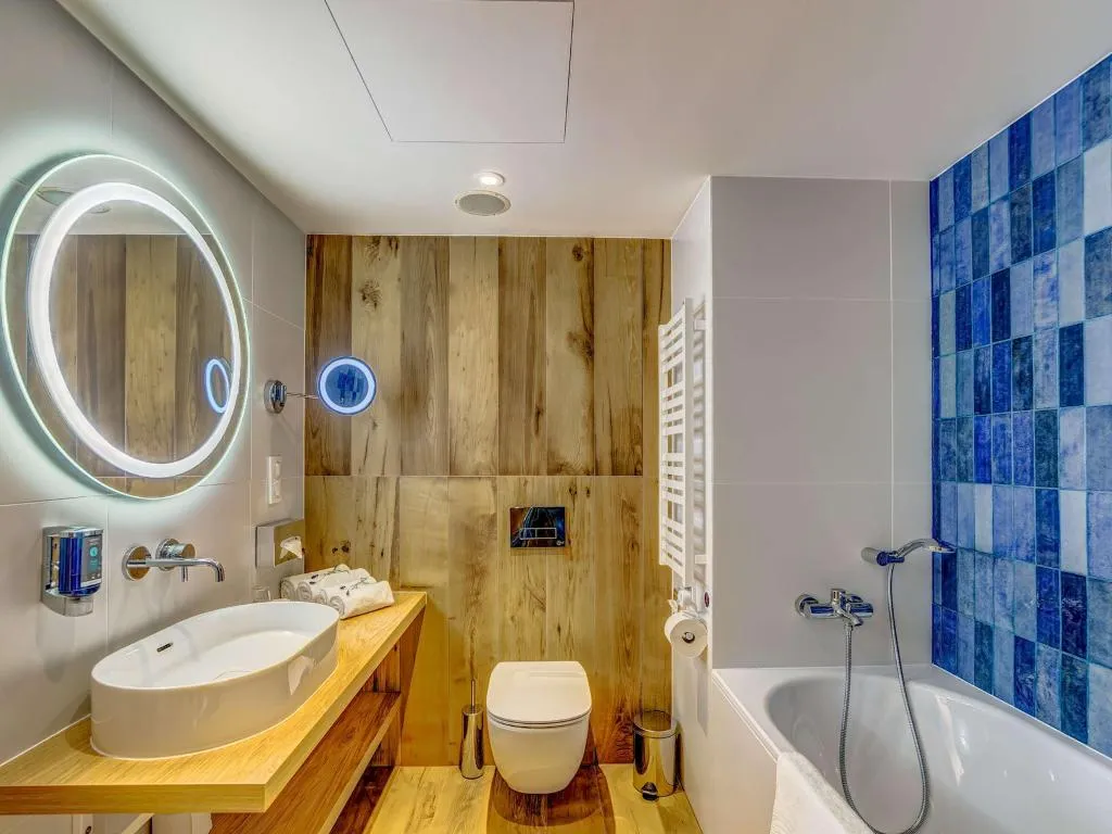 Room, Novotel Gdansk Marina, Gdansk
