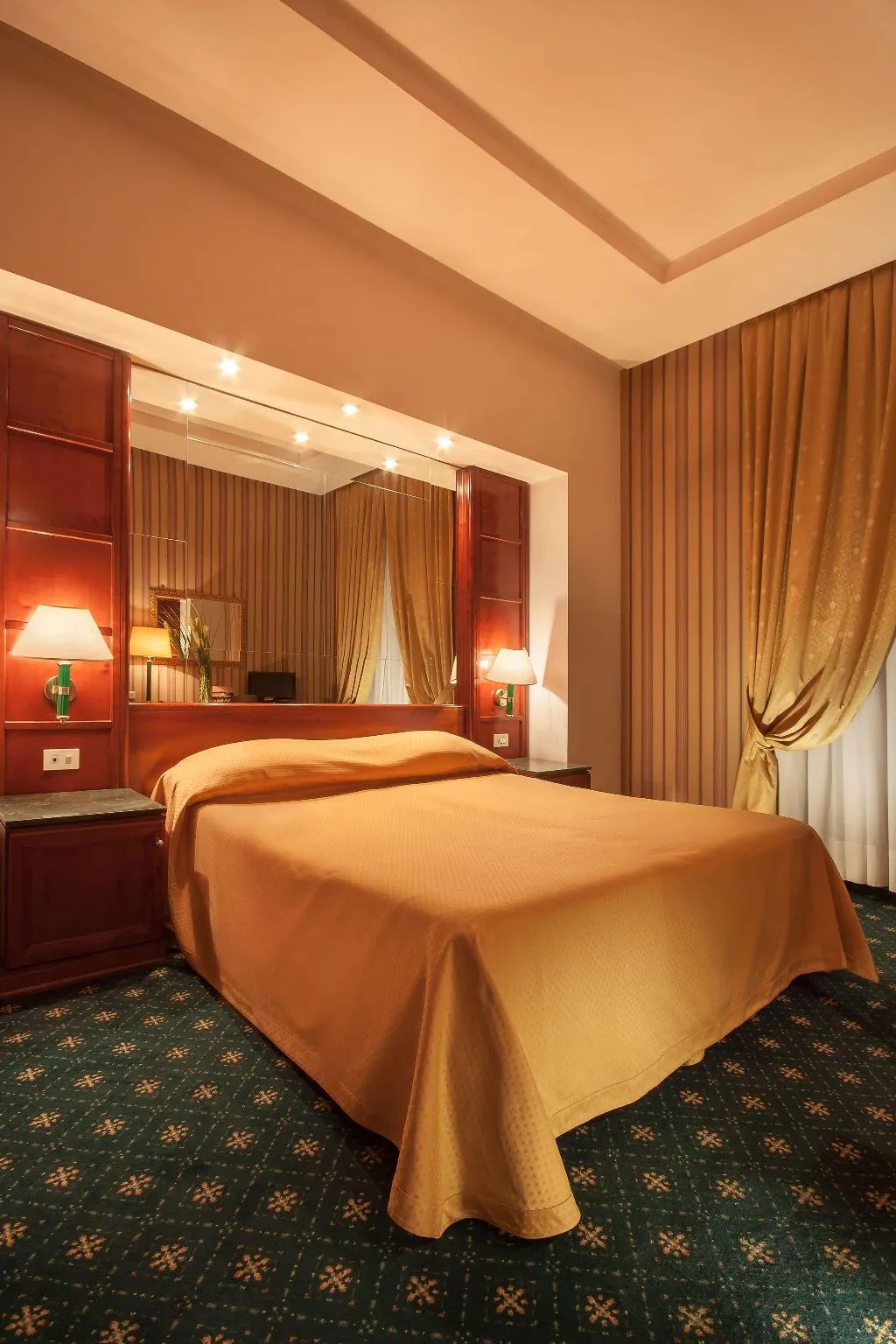 Room, Atlante Garden, Rome