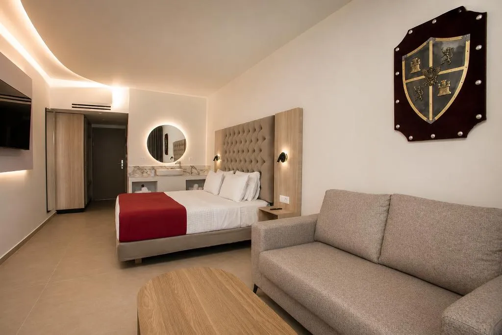 SUITE WITH PRIVATE POOL Room, Castello di Cavaliere Suites, Rhodes