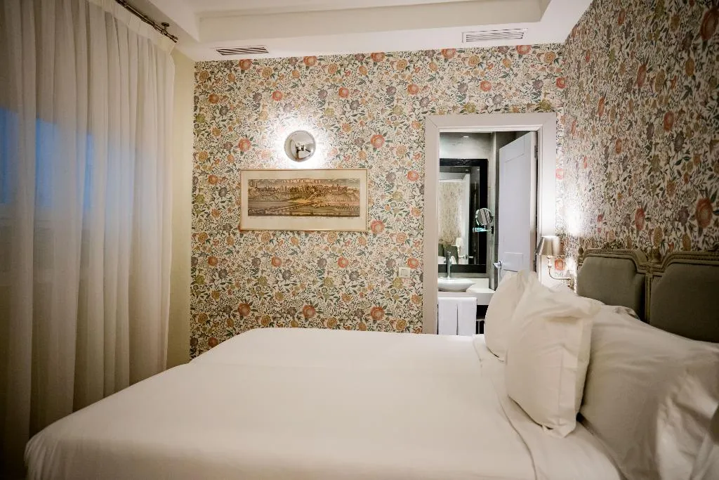 Room, Hotel Meninas, Madrid