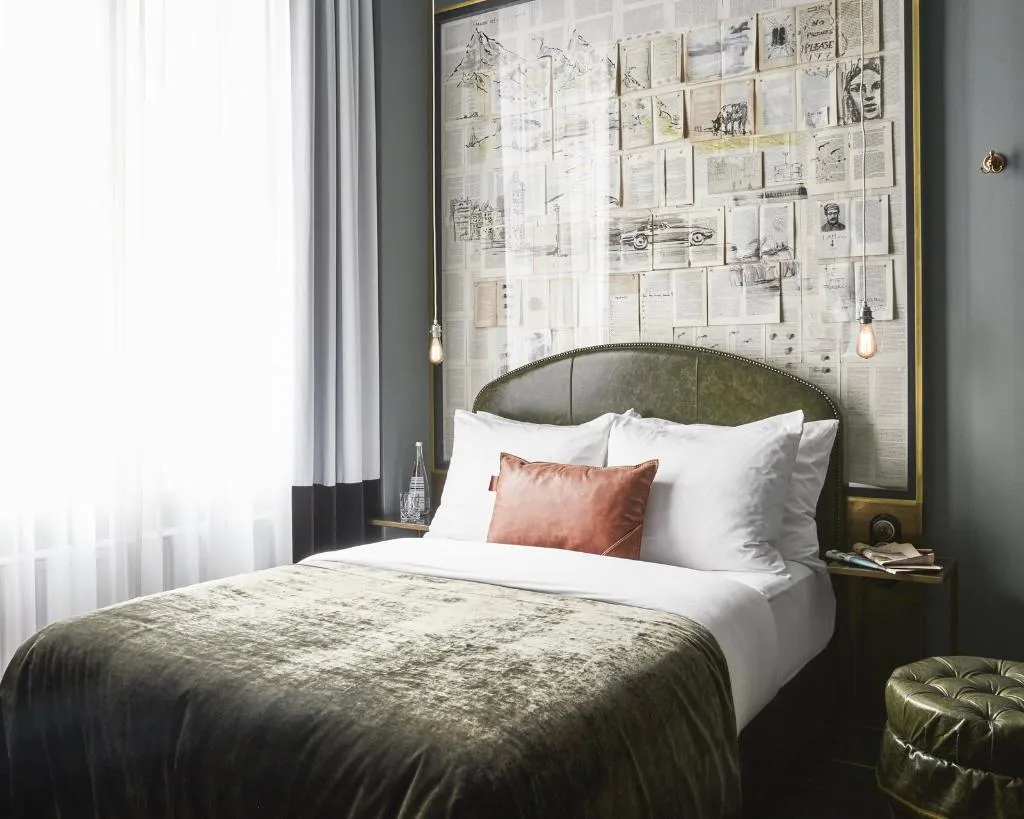 DOUBLE STANDARD Room, Sir Savigny Hotel, Berlin