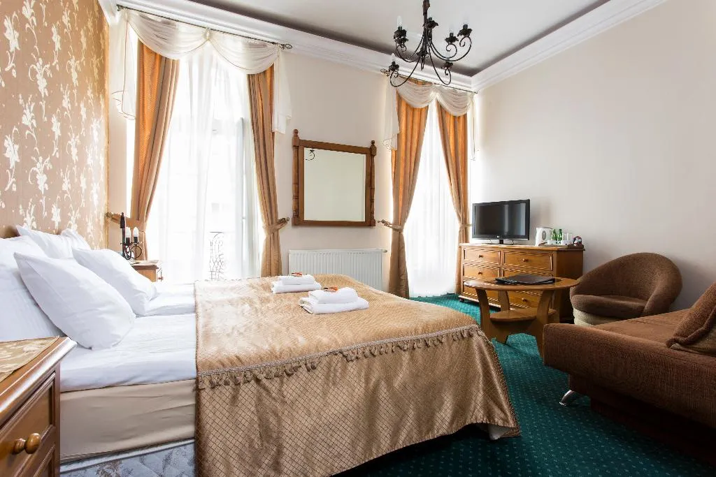 Double or Twin CLASSIC CITY VIEW Room, Abella Suites & Apartments by Artery Hotels, Krakow