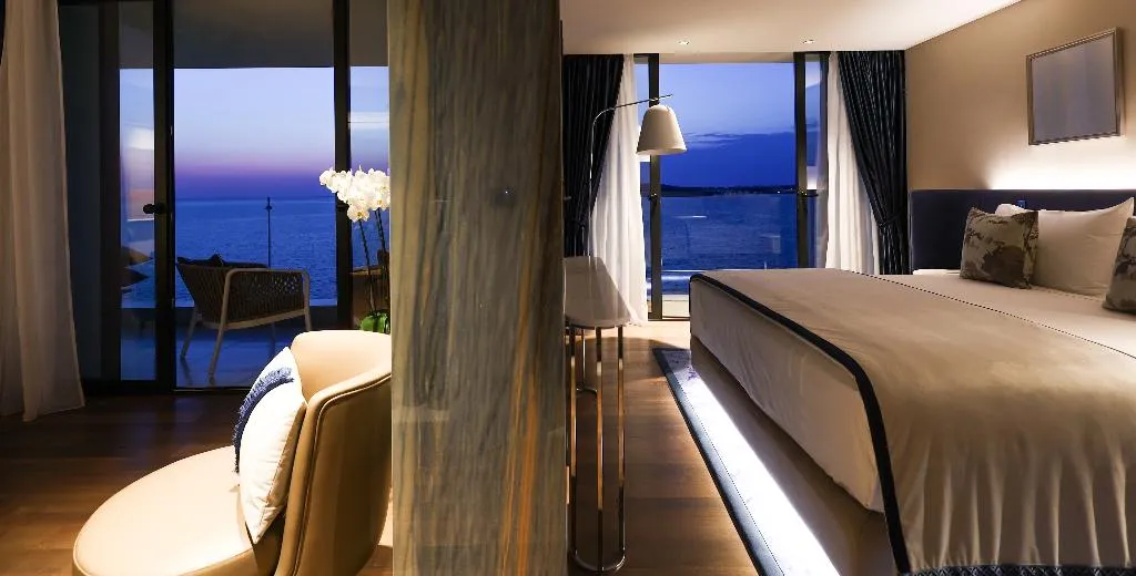 SUITE DELUXE Room, Grand Hotel Brioni Pula, Radisson Collection Hotel, Istria