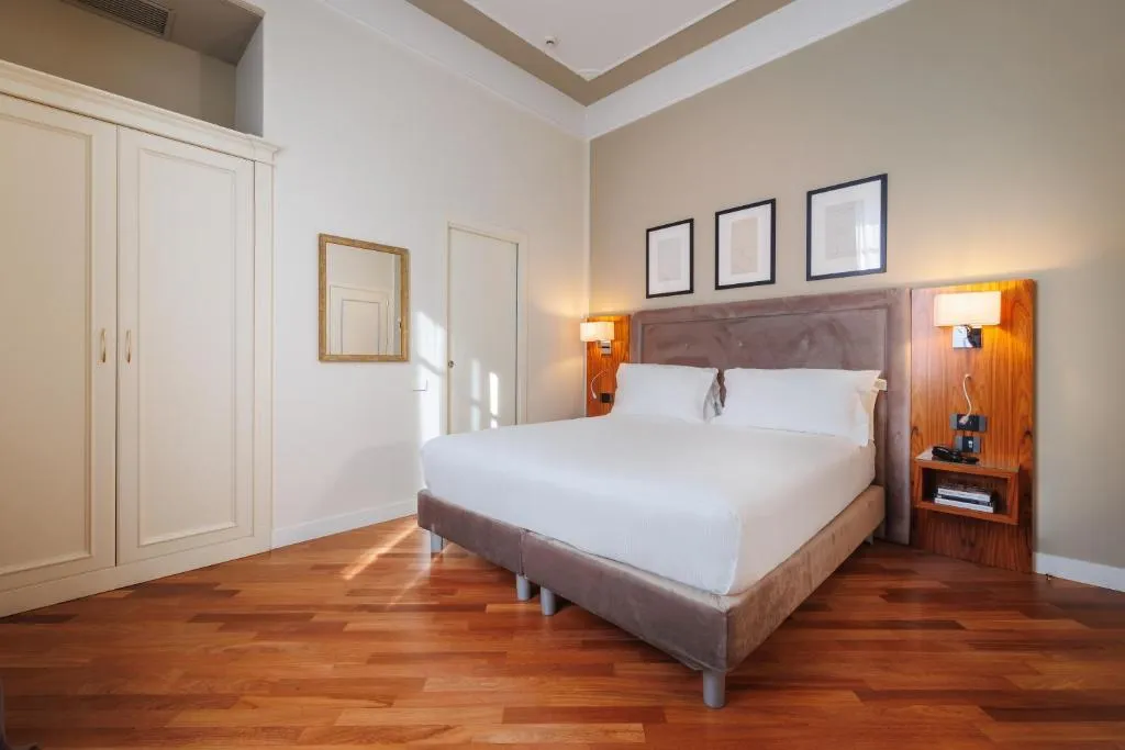 DOUBLE SINGLE USE STANDARD Room, Embassy, Florence