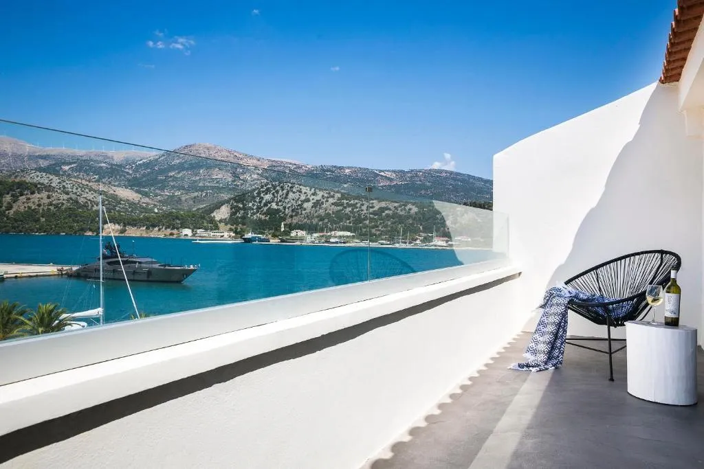 DOUBLE SUPERIOR SEA VIEW Room, Kefalonia Grand, Kefallinia