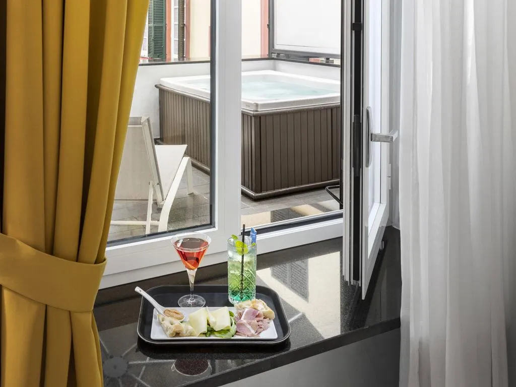 Room, Lhp Napoli Palace & Spa, Naples