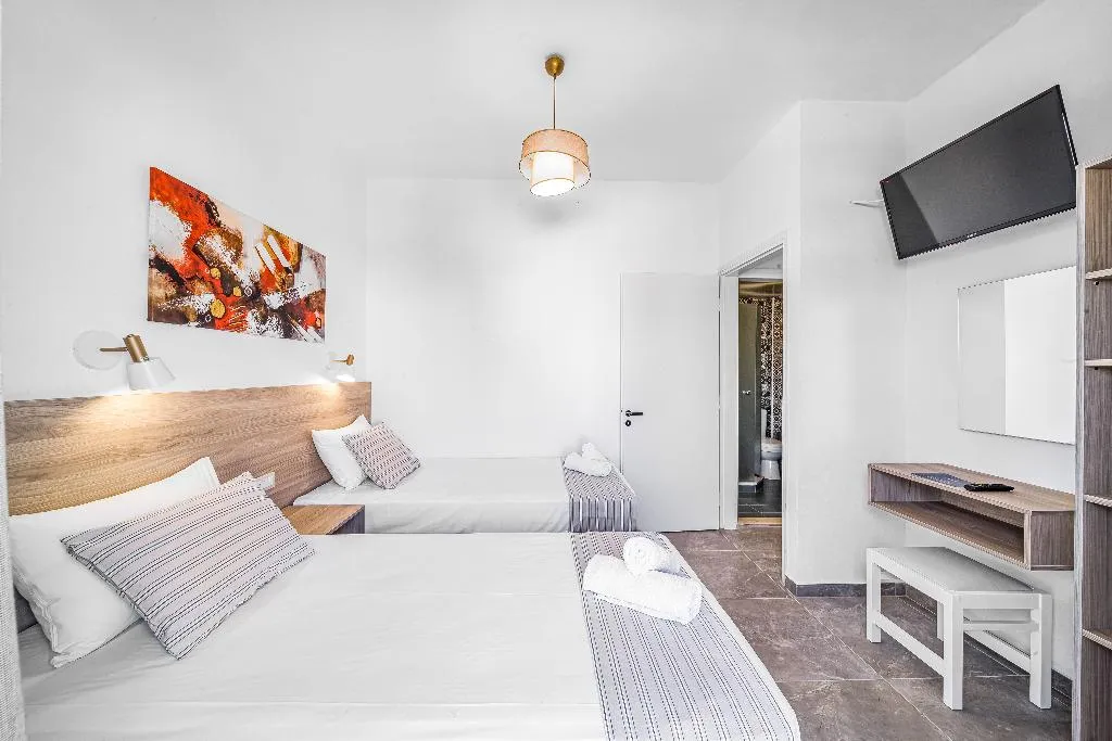 APARTMENT SUPERIOR TWO BEDROOMS Room, Happy Days Studios, Crete