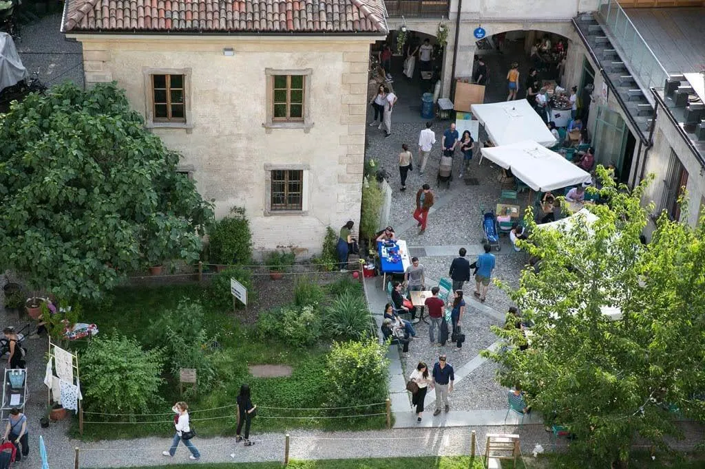 General view, Un Posto A Milano, Milan