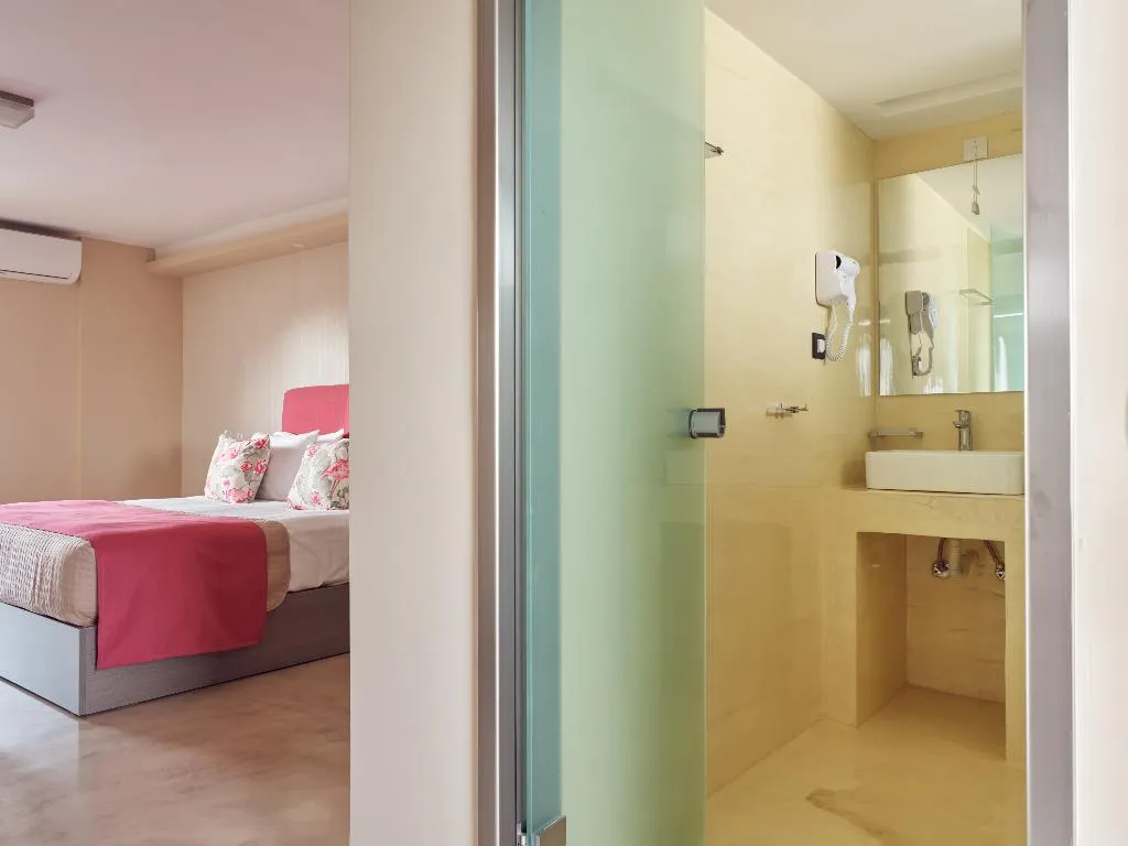 Room, Koukounaria  Hotel & Suites, Corfu