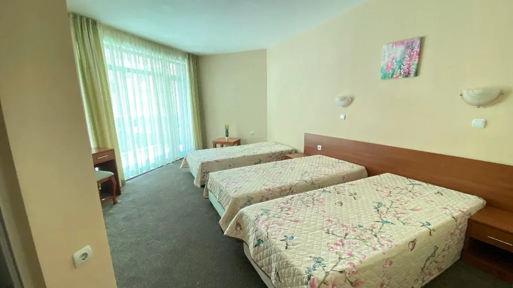 TRIPLE STANDARD Room, Hotel L&B Sunny Beach, Bourgas