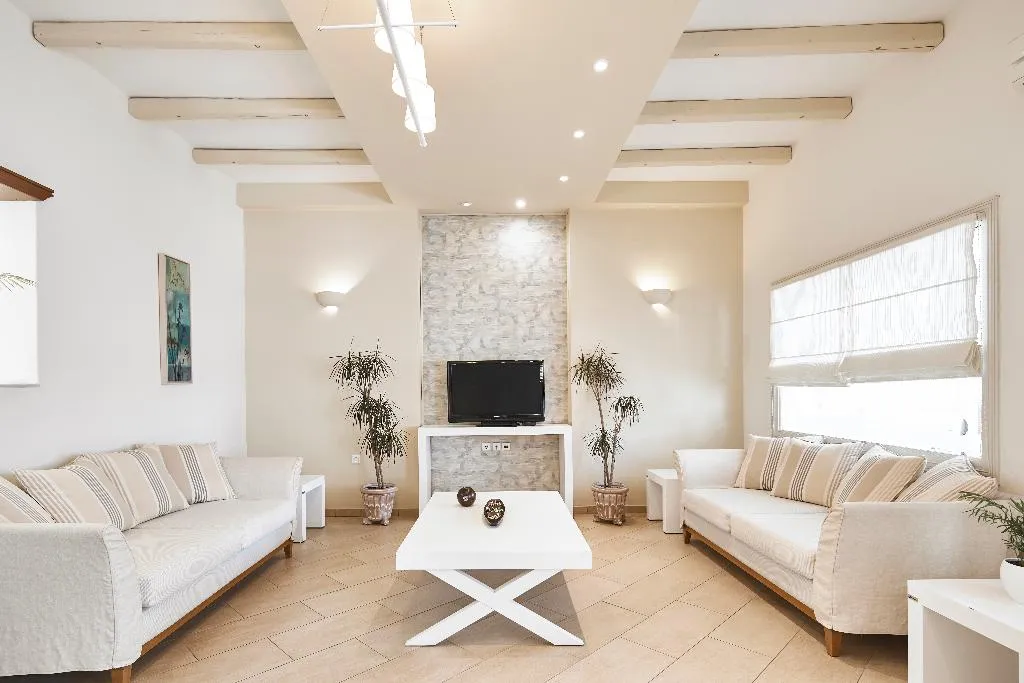 Lobby, Nissos Thira, Santorini