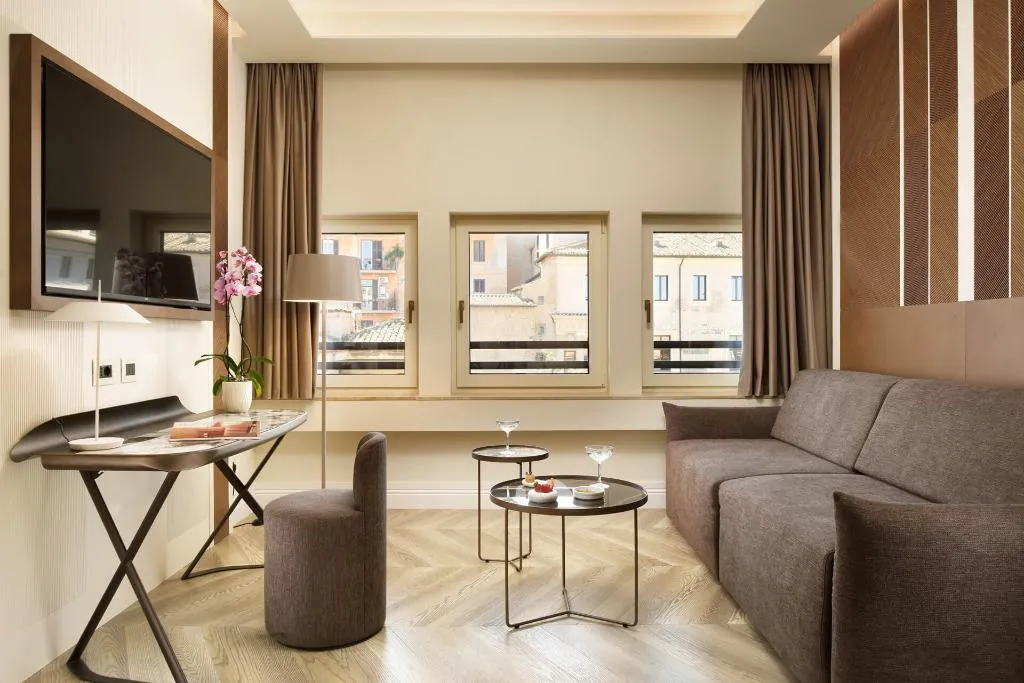 SUITE WITH JACUZZI Room, Grand Hotel Palatino, Rome