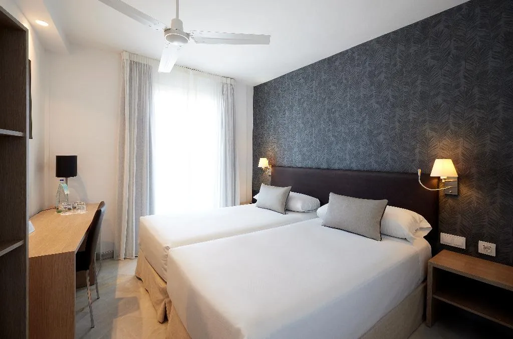 Double or Twin GARDEN VIEW Room, Catalonia Mirador des Port, Menorca