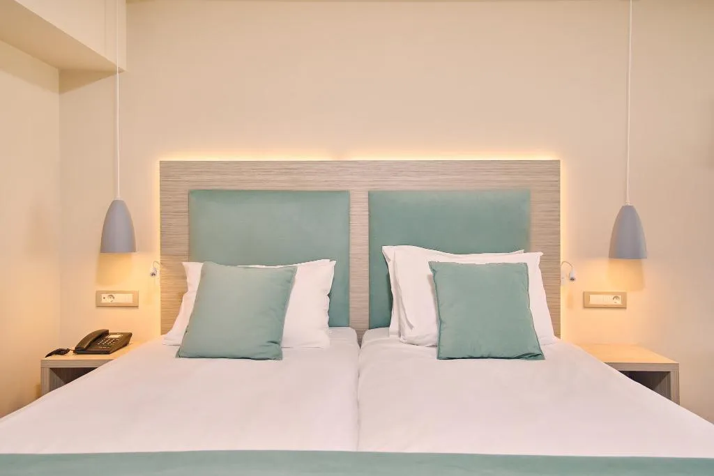 FAMILY ROOM POOL VIEW Room, Tsilivi Beach, Zante