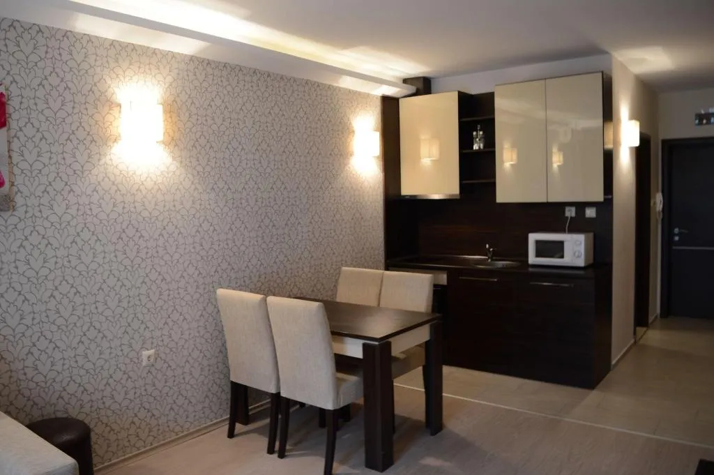 Room, Harmony Suites 2&3, Bourgas
