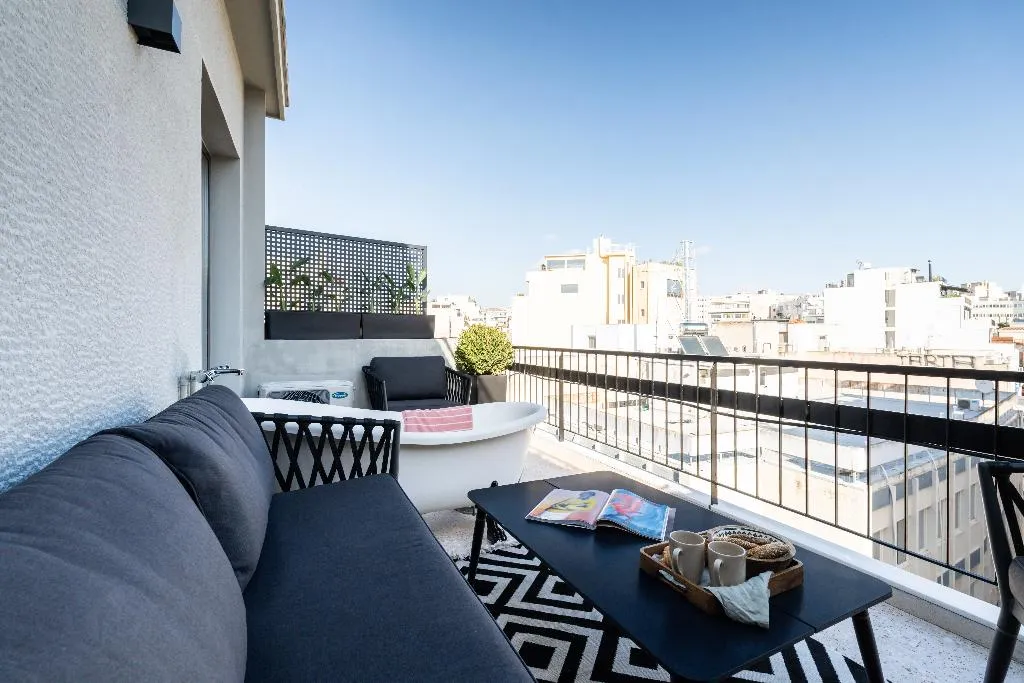 SUITE SUPERIOR Room, PAME House, Athens