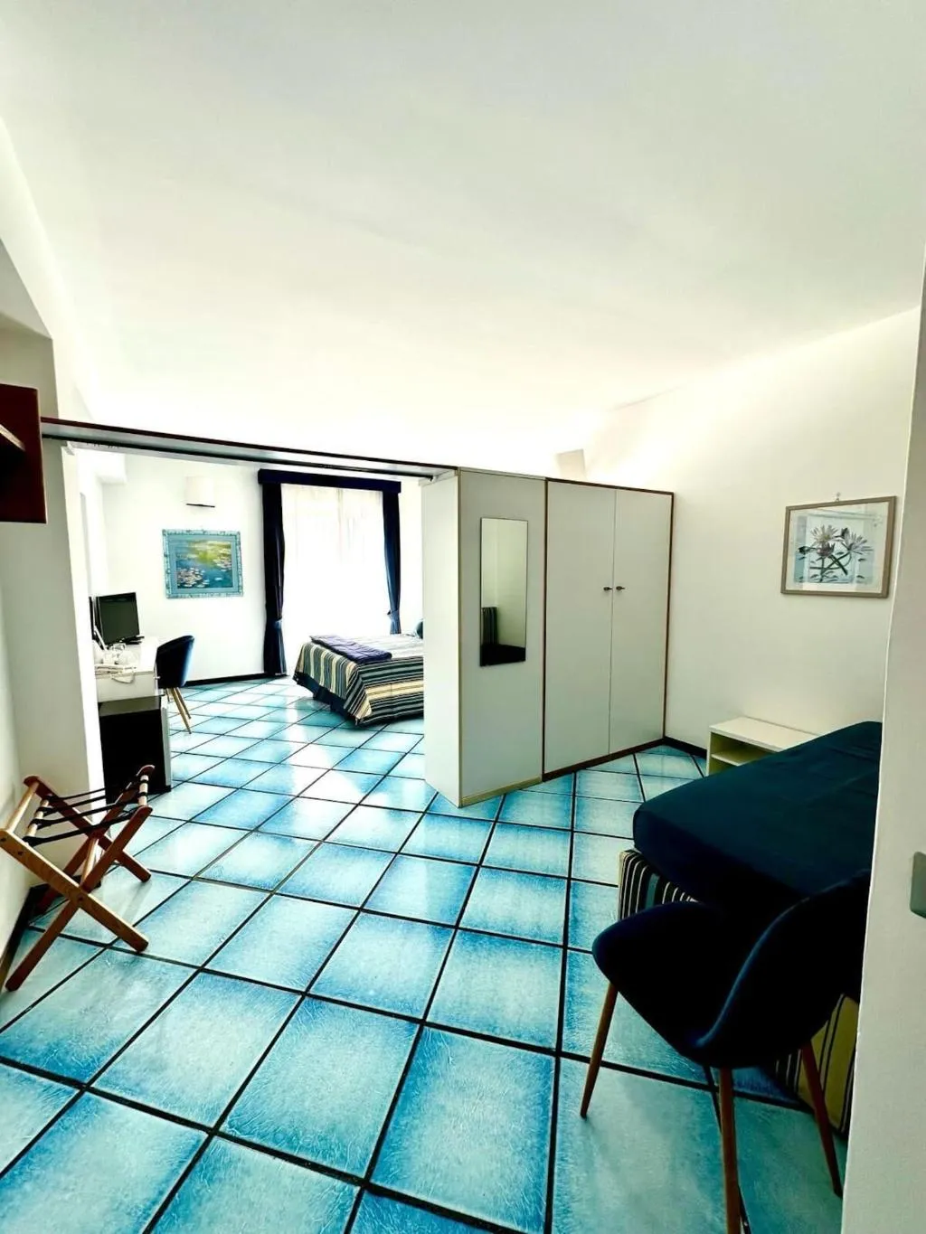 QUADRUPLE THREE BEDS Room, Hotel Le Fioriere, Naples