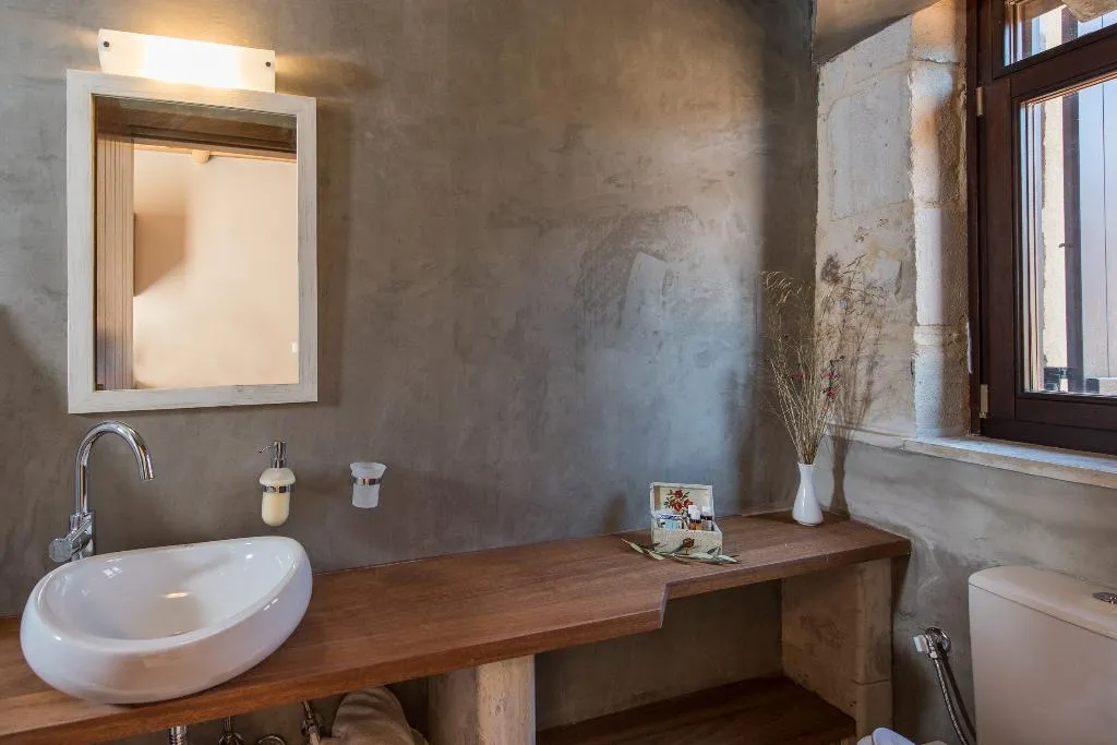 SUITE WITH JACUZZI Room, Lameriana Secret Village, Crete