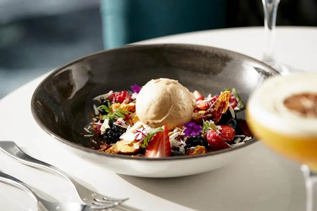 Restaurant, Crowne Plaza Dublin Blanchardstown, Dublin