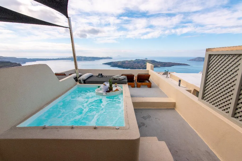 SUITE DELUXE Room, Caldera Cliff Illusion Suites, Santorini