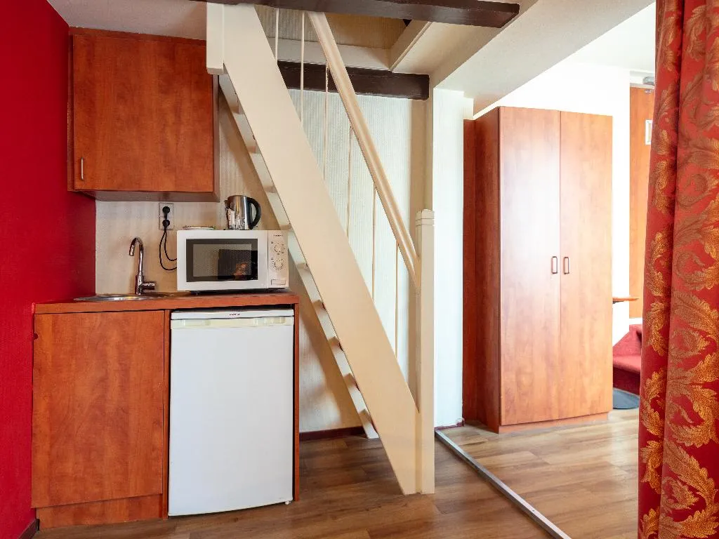 FAMILY ROOM STANDARD Room, A-train, Amsterdam
