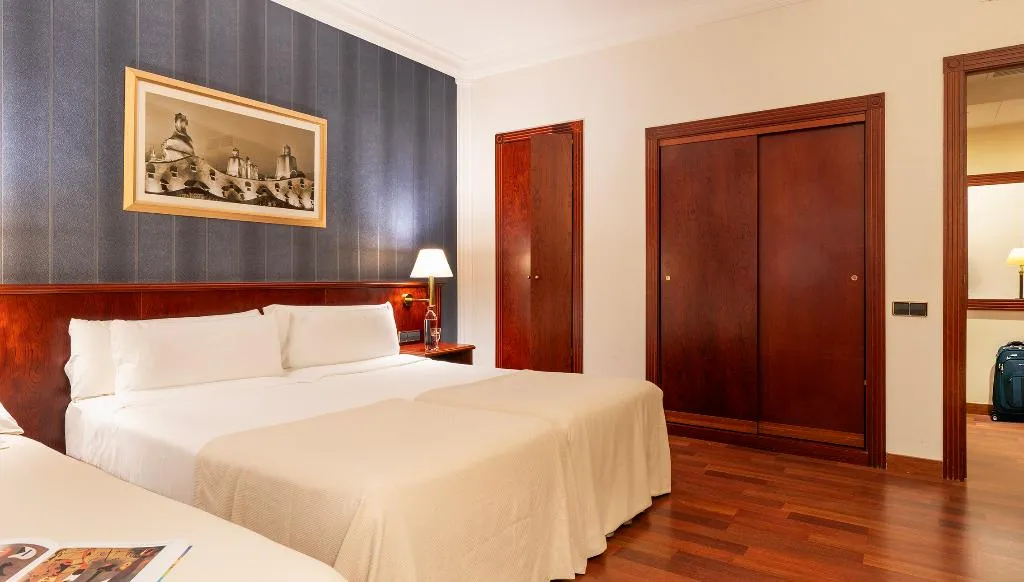 TRIPLE STANDARD Room, El Avenida Palace, Barcelona