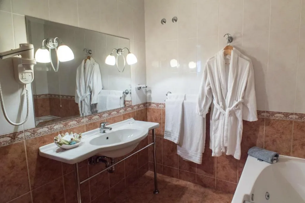 SUITE CLASSIC Room, Ambassador Hotel Thessaloniki, Halkidiki