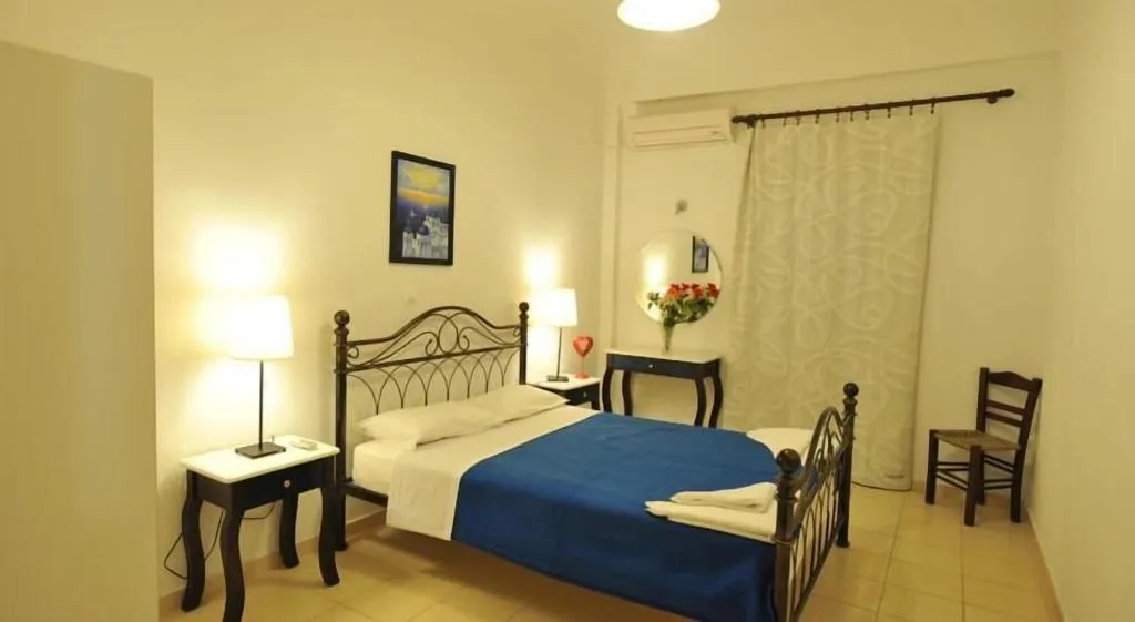 APARTMENT ONE BEDROOM Room, Sunflower ApartHotel, Santorini