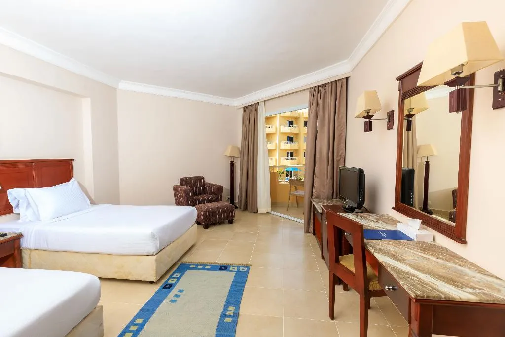 DOUBLE STANDARD Room, Amwaj Beach Club Resort, Red Sea Riviera