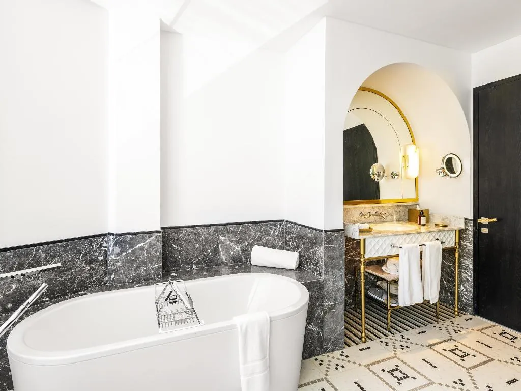 DOUBLE KING SIZE BED Room, Fairmont Residences La Marina Rabat-Sale, Rabat