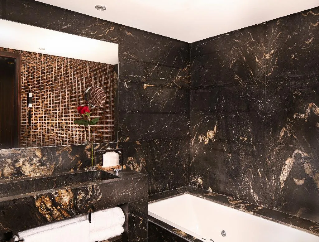 JUNIOR SUITE SUPERIOR Room, Claris and Spa, Barcelona