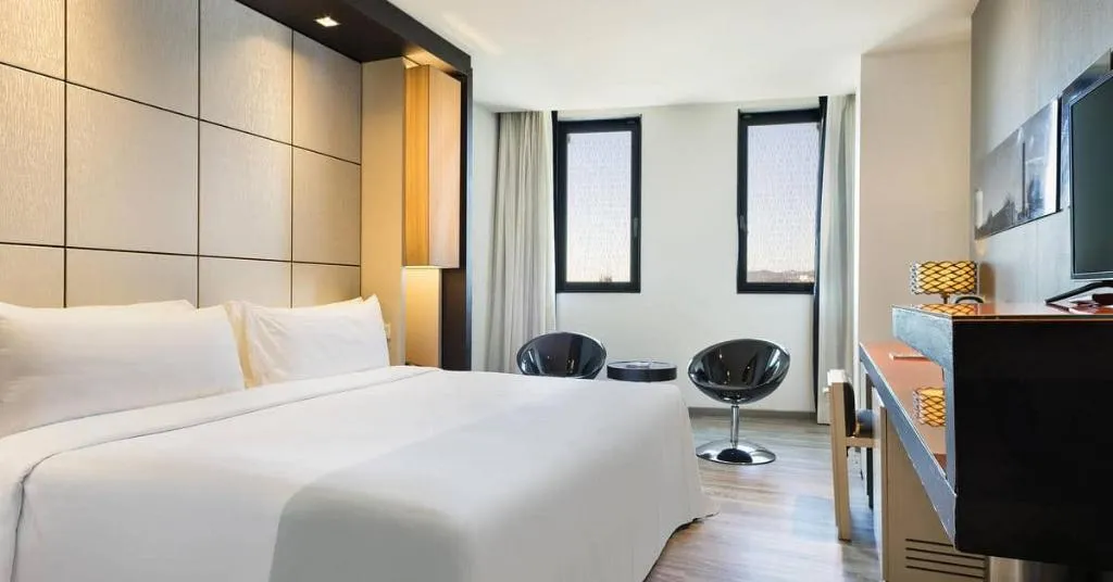 DOUBLE PREMIUM Room, Hotel Barcelona Condal Mar Affiliated by Meliá, Barcelona