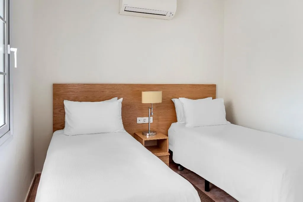 APARTMENT TWO BEDROOMS Room, Jardines del Sol, Lanzarote