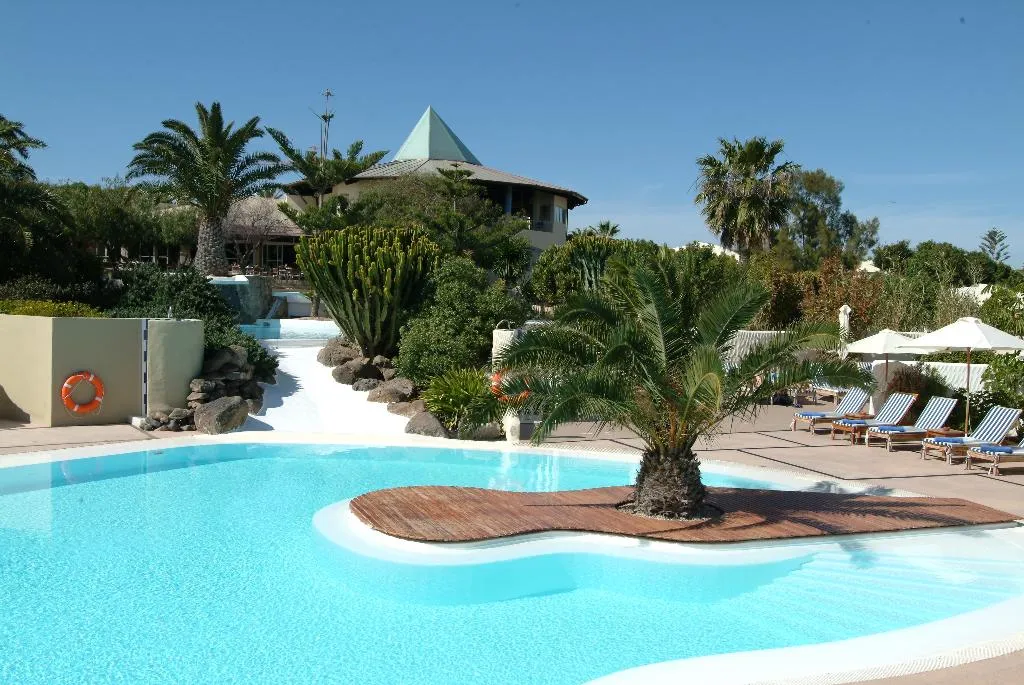 Pool, Hotel LIVVO Risco del Gato Suites, Fuerteventura