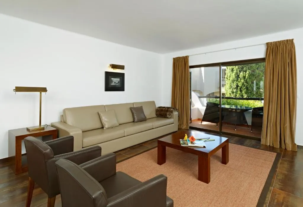 APARTMENT TWO BEDROOMS Room, São Rafael Holidays, Algarve