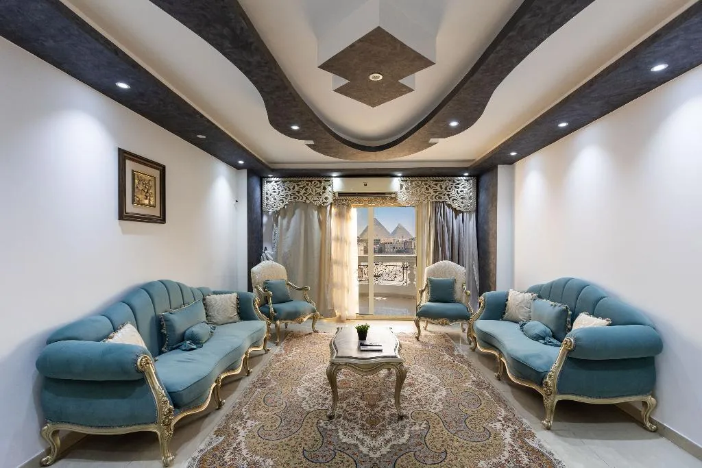 APARTMENT THREE BEDROOMS ONE BATHROOM Room, Pyramids Yard Hotel, Cairo