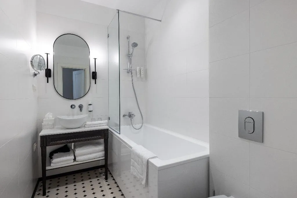 JUNIOR SUITE DELUXE Room, Nunne Boutique Hotel, Tallinn