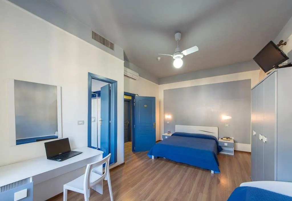 Room, Hotel Sole, Naples