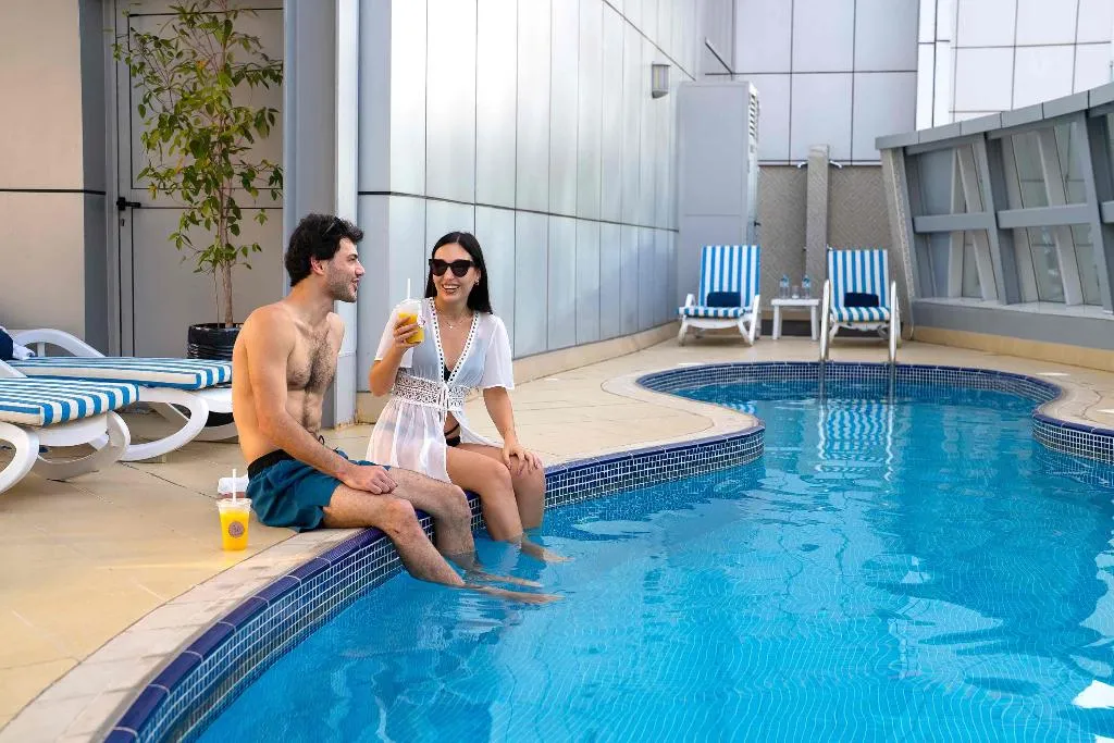 Pool, Citadines Metro Central Dubai, Dubai