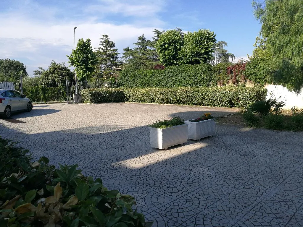 General view, Garden inn, Naples