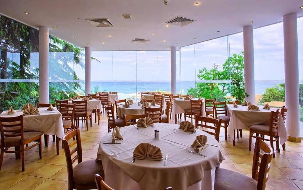Terrace, Luna Beach Hotel, Varna