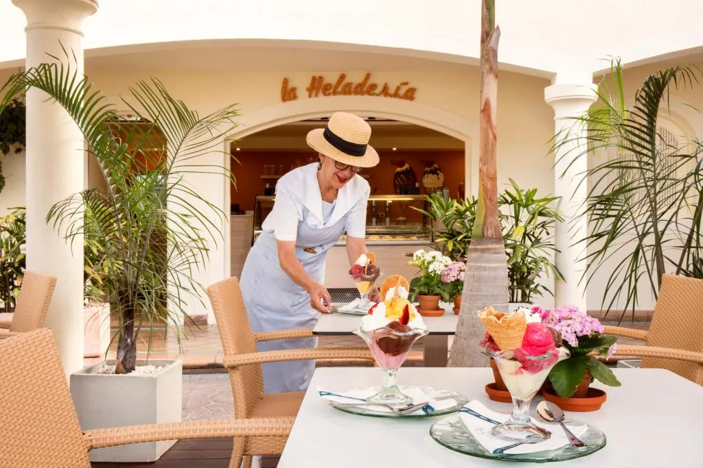 Restaurant, Bahia del Duque, Tenerife
