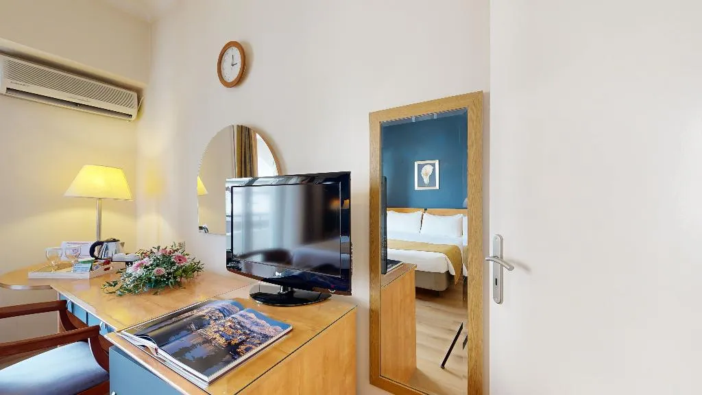 DOUBLE STANDARD Room, Lucy Hotel, Athens