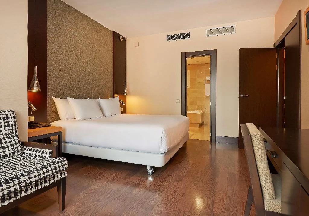 Room, NH Barcelona Eixample, Barcelona