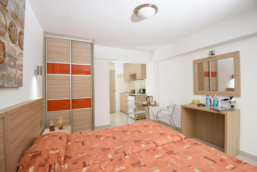 Room, Paul Marie, Cyprus